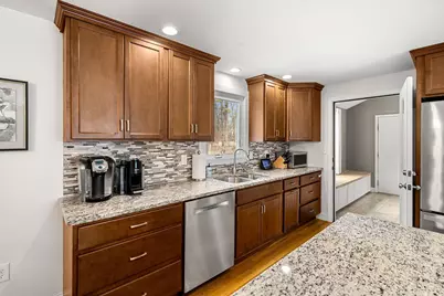 5 Falcon Drive, Pelham, NH 03076 - Photo 10