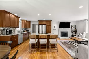 5 Falcon Dr, Pelham, NH 03076 - Photo 6