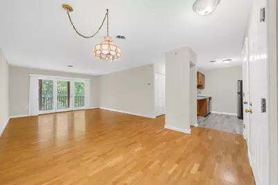 3 Bartemus Trail #202, Nashua, NH 03063 - Photo 4