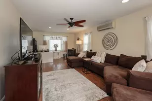 176 Stanton St, Manchester, NH 03103 - Photo 20