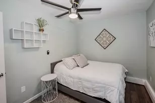 176 Stanton St, Manchester, NH 03103 - Photo 36