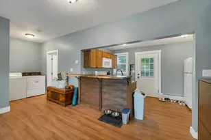 132 Maple Ave, Claremont, NH 03743 - Photo 8