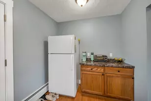 132 Maple Ave, Claremont, NH 03743 - Photo 6