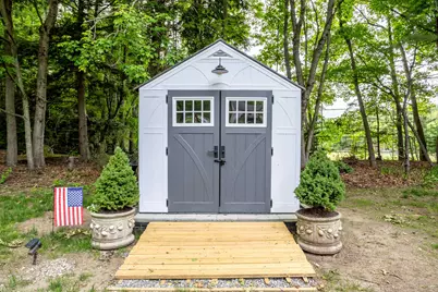 32 Alvirne Drive, Hudson, NH 03051 - Photo 12