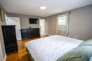 32 Alvirne Dr, Hudson, NH 03051 - Photo 16