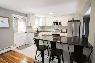 32 Alvirne Dr, Hudson, NH 03051 - Photo 10
