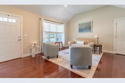 10 Furnival Road, Nashua, NH 03064 - Photo 8
