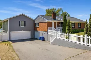 177 Spur Rd, Dover, NH 03820 - Photo 2