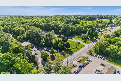 203 Rockingham Road, Derry, NH 03038 - Photo 4