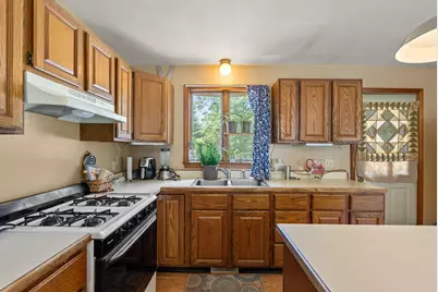 305 Richmond Road, Winchester, NH 03470 - Photo 8
