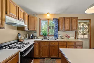 305 Richmond Rd, Winchester, NH 03470 - Photo 8
