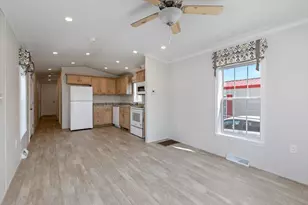 23 Brookwood Dr, Salem, NH 03079 - Photo 8