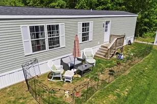 11 Daisy Dr, Pittsfield, NH 03263 - Photo 26