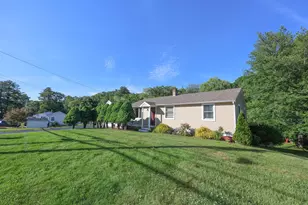 64 N Main St, Salem, NH 03079 - Photo 4