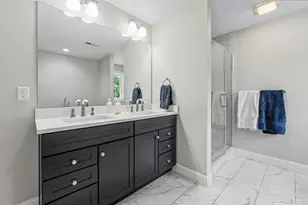 265 Standish Ln, Hudson, NH 03051 - Photo 22