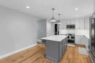 265 Standish Ln, Hudson, NH 03051 - Photo 32