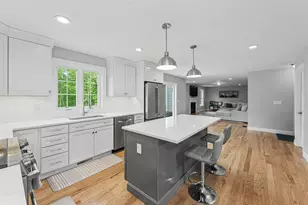 265 Standish Ln, Hudson, NH 03051 - Photo 6