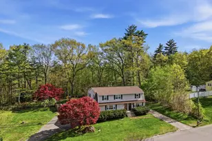 14 Auburn St, Plaistow, NH 03865 - Photo 4
