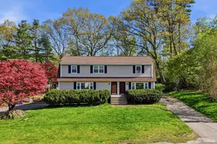 14 Auburn St, Plaistow, NH 03865 - Photo 2