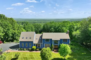 8 Longview Dr, Bow, NH 03304 - Photo 2