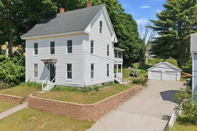 9 Pine Street, Pembroke, NH 03275 - Photo 4