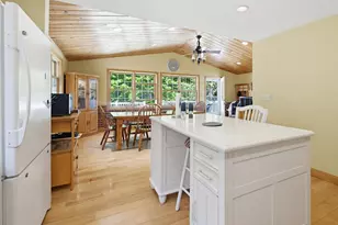 55 Kristin Dr, Derry, NH 03038 - Photo 8