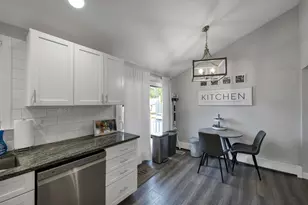 380 Mystic St, Manchester, NH 03103 - Photo 10
