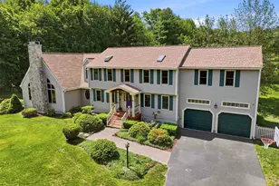 22 Clark Cir, Pelham, NH 03076 - Photo 2