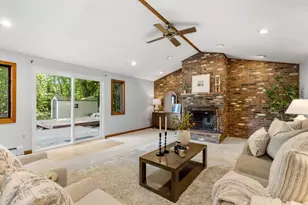 10 Cove St, Goffstown, NH 03045 - Photo 10