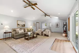10 Cove St, Goffstown, NH 03045 - Photo 12