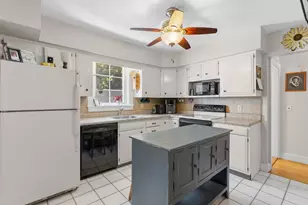 611 Coolidge Ave, Manchester, NH 03102 - Photo 10