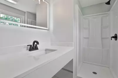 7 Holly Drive, Nashua, NH 03063 - Photo 32