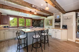 220 Stockbridge Corner Rd, Alton, NH 03809 - Photo 14