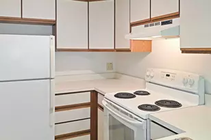 292 Woodhaven Dr, Hartford, VT 05001 - Photo 4
