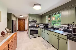 291 Halfmoon Pond Rd, Washington, NH 03280 - Photo 18
