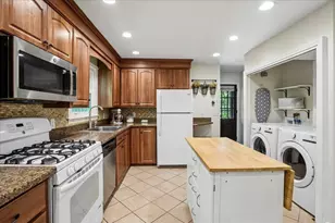 165 Tory Rd, Manchester, NH 03104 - Photo 12