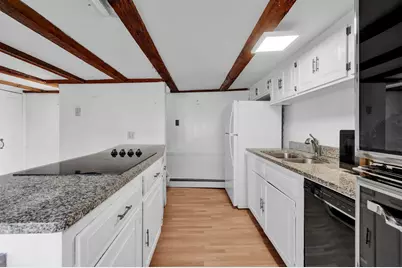 357 Maplewood Avenue, Portsmouth, NH 03801 - Photo 6
