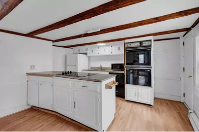 357 Maplewood Avenue, Portsmouth, NH 03801 - Photo 2