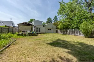 24 Blanchard St, Nashua, NH 03060 - Photo 12