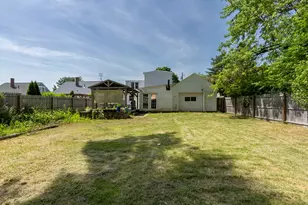 24 Blanchard St, Nashua, NH 03060 - Photo 14