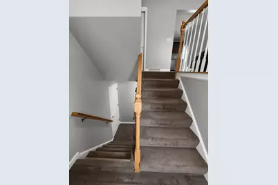 223 S Main Street, Seabrook, NH 03874 - Photo 2