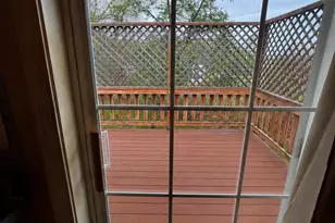 223 S Main St, Seabrook, NH 03874 - Photo 6