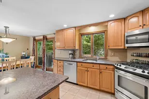 3 Beech St, Merrimack, NH 03054 - Photo 8