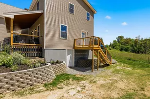 25 Mill St, Epping, NH 03042 - Photo 6