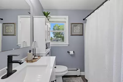 37 W Glenwood Street, Nashua, NH 03060 - Photo 16