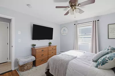 37 W Glenwood Street, Nashua, NH 03060 - Photo 14