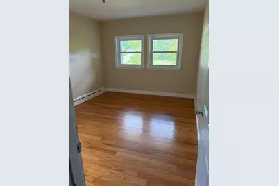 17 Hampstead Road, Salem, NH 03079 - Photo 6