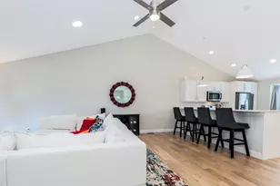 10A Cardinal Ln, Epping, NH 03042 - Photo 8