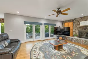 75 Long Pond Rd, Dunbarton, NH 03046 - Photo 16