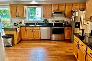108 Peak St, Manchester, NH 03104 - Photo 8